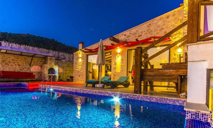 Islamlar Villa | The Ultimate Secluded Honeymoon Villa, Indoor and Outdoor Pool and Jacuzzi