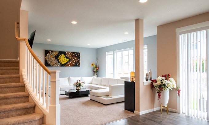 Fort Lewis House | The Utopia Luxury Stay