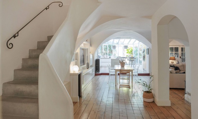 Beaux Arts-Boutonnet House | The villa of yesteryear: 150m2 of calm in the heart of the city