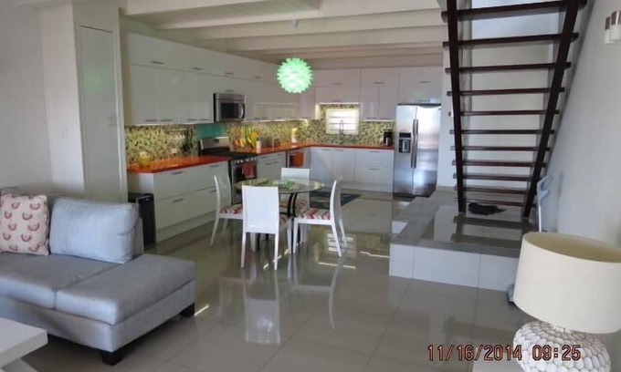 Philipsburg Villa | The Villas on Great Bay, Beachfront Villa 4