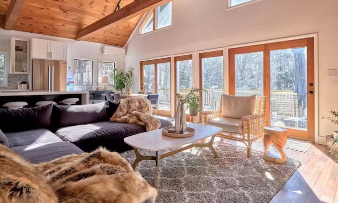 Hunter Ski Chalet | The Vue - A Mountain Chalet in the Catskills