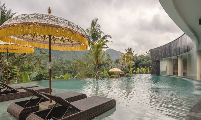 Sidemen Resort | The Wapa Lux Tent