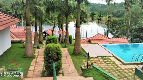 Sulthan Bathery Resort | The Wave Lakeview Resort & Spa