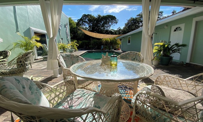 Seminole Apartment | The West Wing Bungalow with Saltwater Pool