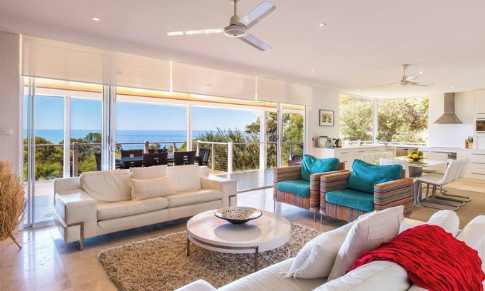 Eagle Bay House | The White House Tranquil Sea Views and Endless Fun