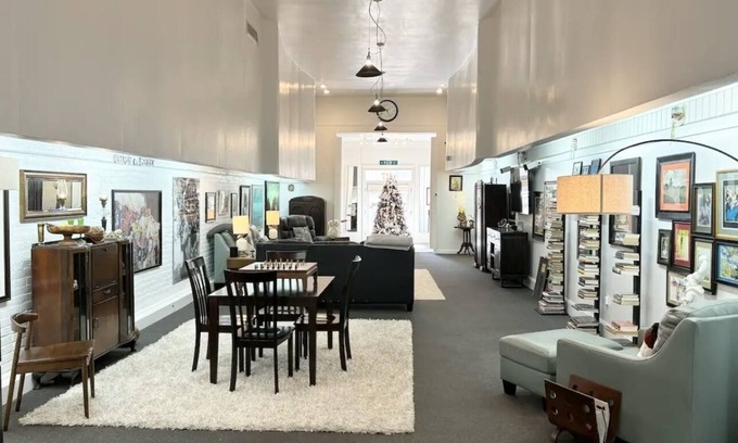 Hattiesburg Condo | The Whitman