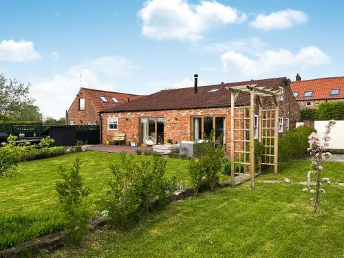 Sutton-in-Ashfield House | The Willows