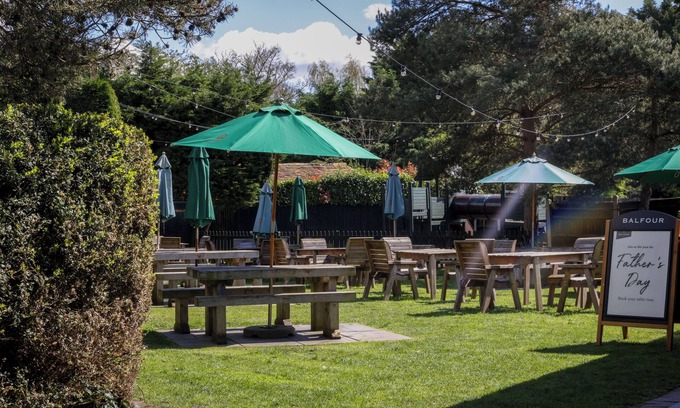 Hollingbourne Hotel | The Windmill