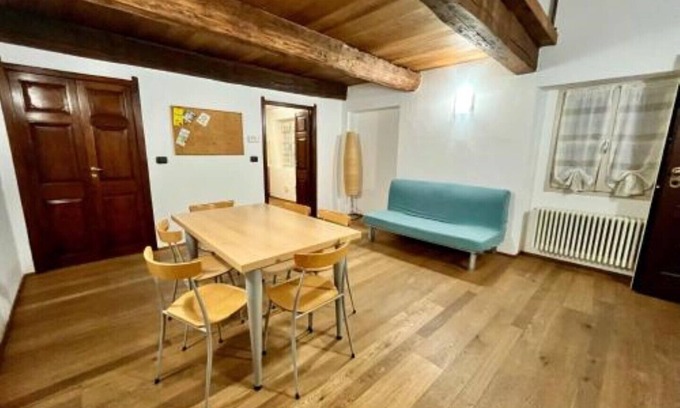 Cherasco Apartment | The window on Cherasco - Langhe