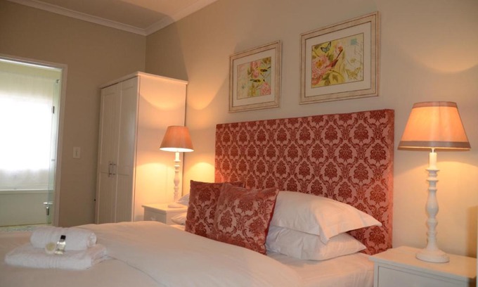 Eikenbosch House | The Winelands Guest House