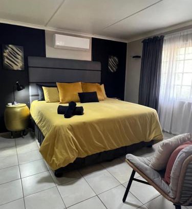 Uvongo Apartment | The Wooden Retreat