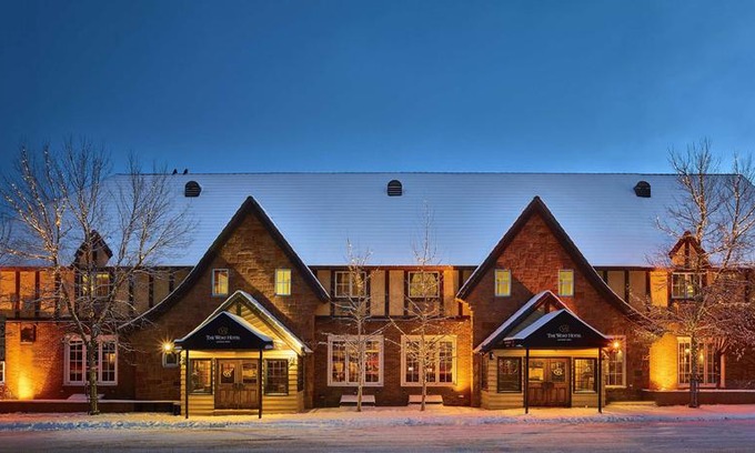 Jackson Hole Hotel | The Wort Hotel