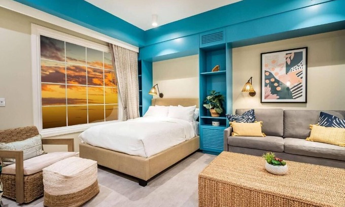 Bay Lake Hotel | Theme Park Paradise! Short Drive to Disney’s Boardwalk! Free Breakfast & Parking