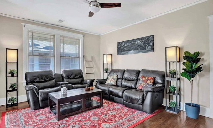 Midtown Apartment | TheReserve@Midtown~Evergreen Historical District