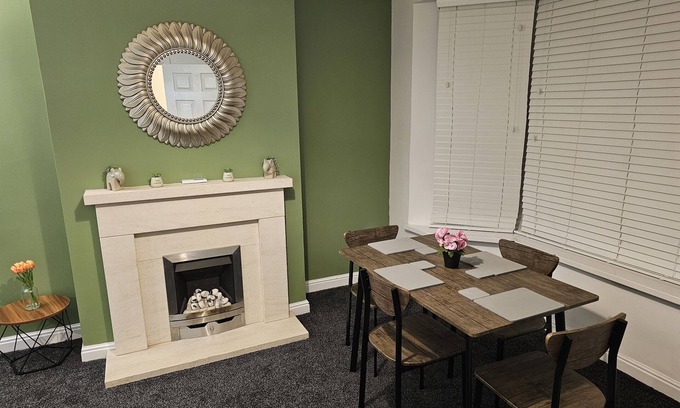 Acresford House | This 5-bedroom house exudes an aura of openness and comfort.