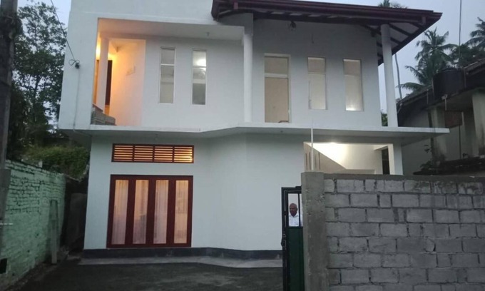 Hettimulla House | This Property Locate Walking Distance to Main Road and Restaurants, Station, bus Stop and Beach