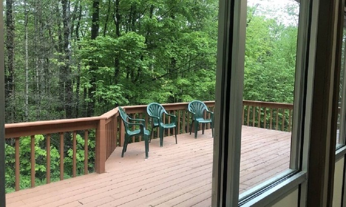 North Creek House | This unit accommodate 2 families up to 12-16 people