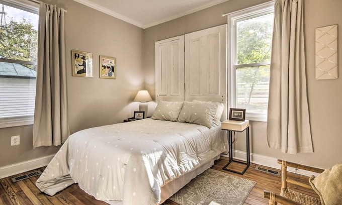 Leesburg Cottage | 'thomson Farm' Classic Home < 10 Mi to Vineyards!