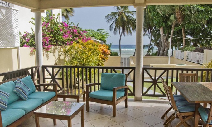 Hastings Cottage | Three Bedroom Apartment on the Beach