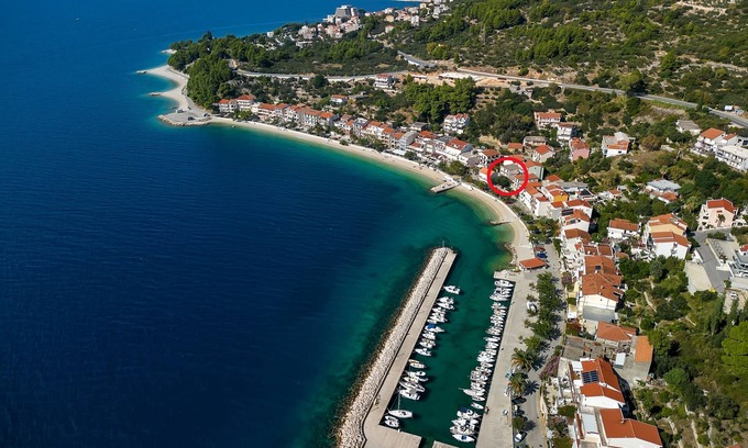 Podgora Apartment | Three bedroom apartment near beach Podgora, Makarska (A-2596-a)