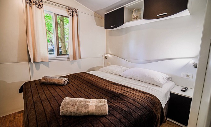 Terme Catez House | Three Bedroom Mobile Home with Lake View (owner 3)