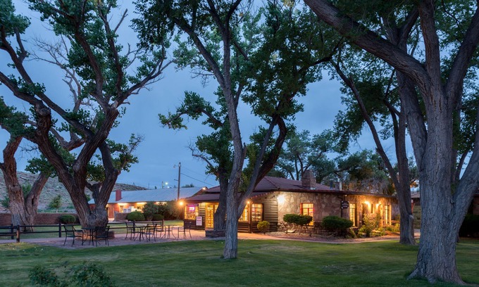 Chinle Hotel | Thunderbird Lodge