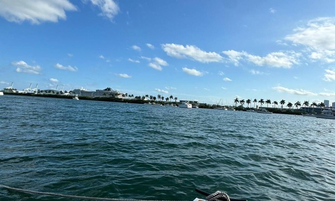 Miami Boat Rental | Tide and Seek Suites
