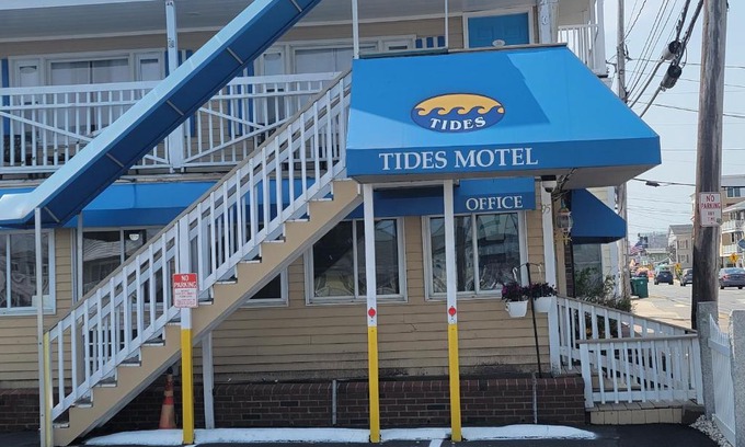 Hampton Hotel | Tides Motel - Hampton Beach