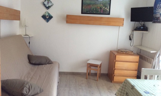 Val Claret Apartment | TIGNES VAL CLARET STUDIO SEPARATE CABIN RESIDENCE LE BORSAT