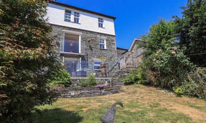 Coniston House | Timley Knott