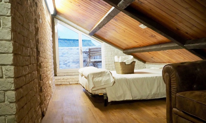 La Linea de la Concepcion House | Tiny Apartment Touching the Border :)