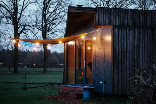 Vledder Ski Chalet | Tiny house met privé hottub