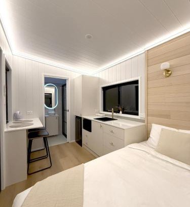 Casula House | Tiny Luxe Harmony - Relax & Rejuvenate