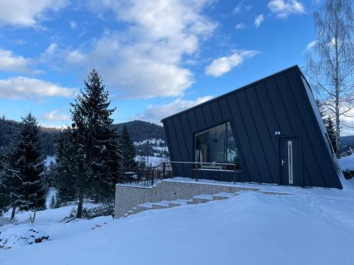 Bicaz-Chei House | Tiny One cu Jacuzzi în Tiny Land