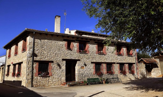 Cuellar Hotel | Tirontillana