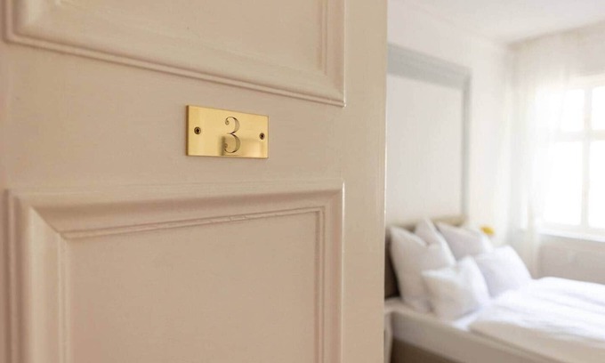 Stendal House | To complete