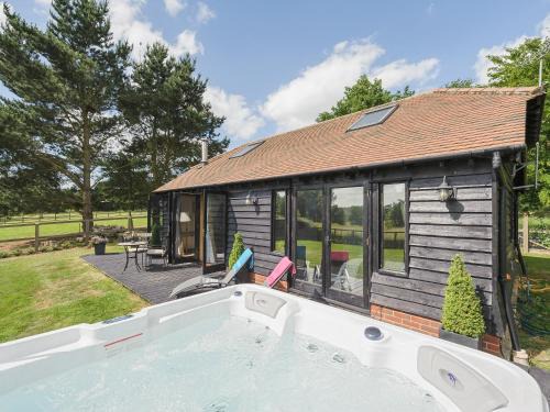 Earls Colne House | Toad Hall Cottage