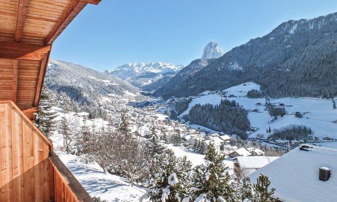 Ortisei Apartment | Together Apartments Martina 1+2 can accommodate up to 12 people.