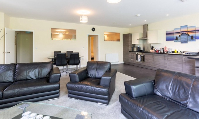 Ipswich Apartment | Toothbrush Apartments - Central Ipswich East - Rope Walk