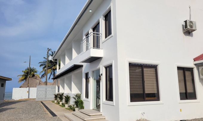 Sector 2 Hotel | Top Floor stylish double with amazing view, part of Paseo Park,