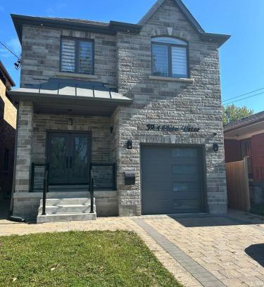 Scarborough Junction Villa | Toronto Guest House