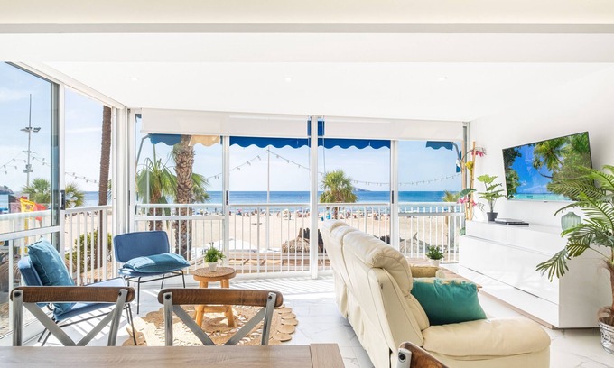Benidorm Apartment | Torre Yago Deluxe 1-2 Levante Beach
