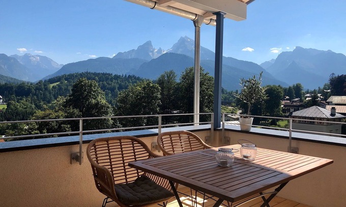 Berchtesgaden Apartment | Tower West, 2 sep. Bedroom, eat-in kitchen 100sqm