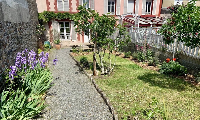 Granville House | Town House - Near Seaside