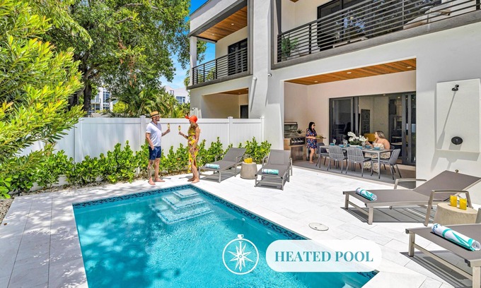 Harbordale House | Townhouse/Heated Pool/Centrally Located/Malibu Key