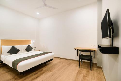 Lucknow Hotel | Townhouse The Awadh Airport Near Chaudhary Charan Singh International Airport