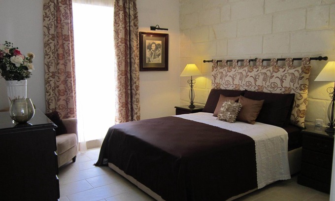 Zebbug House | Townhouse Twenty:Luxurious and Romantic for and Unforgettable Holiday .