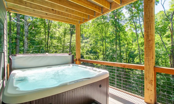 Townsend Cabin | Townsend Gem: Retreat with Hot Tub & Fire Pit