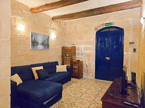 Floriana Apartment | Traditional Maltese Apartment - 5 mins walk to Valletta
