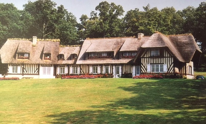 Francheville House | Traditional Normandy cottage in the heart of the Haras region
